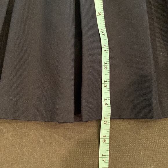 Dockers Kids Girls School Uniform Pleated Skirt Navy Size 10 Regular - Picture 8 of 12
